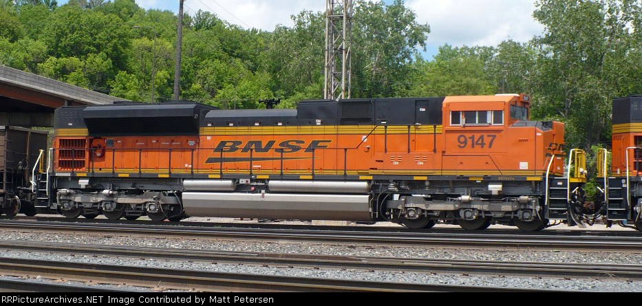 BNSF 9147